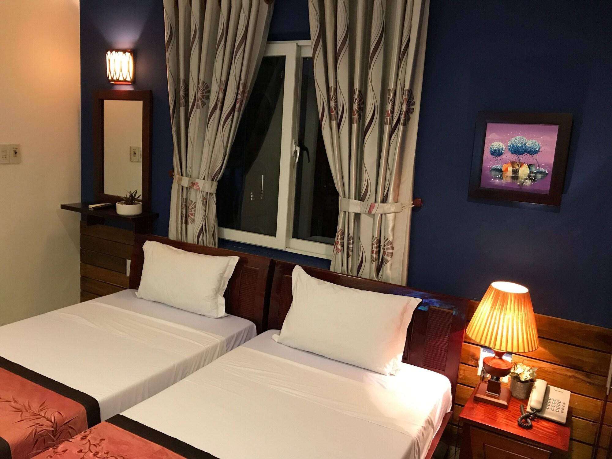 Sunny A Hotel Hue Exterior photo