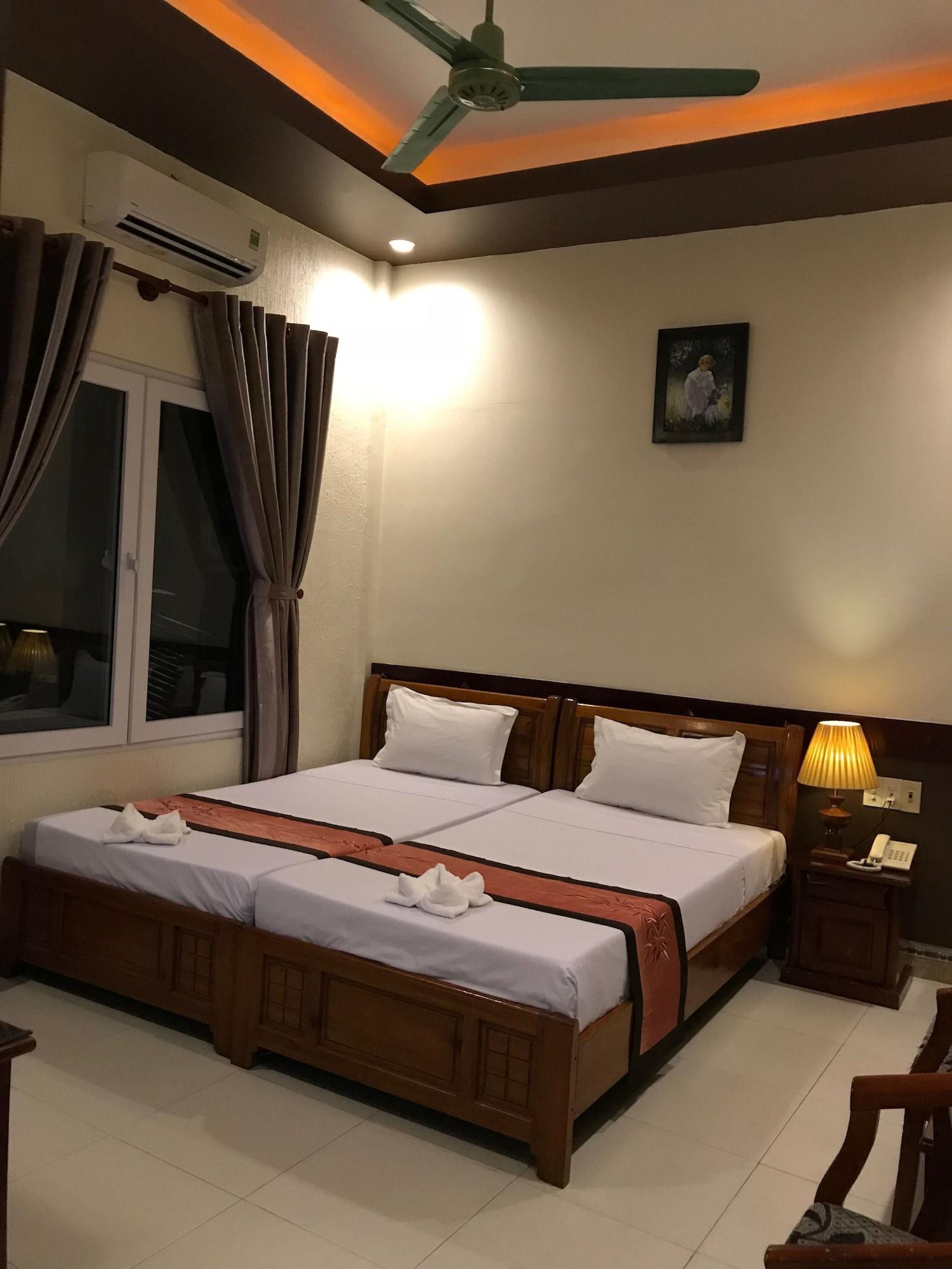 Sunny A Hotel Hue Exterior photo