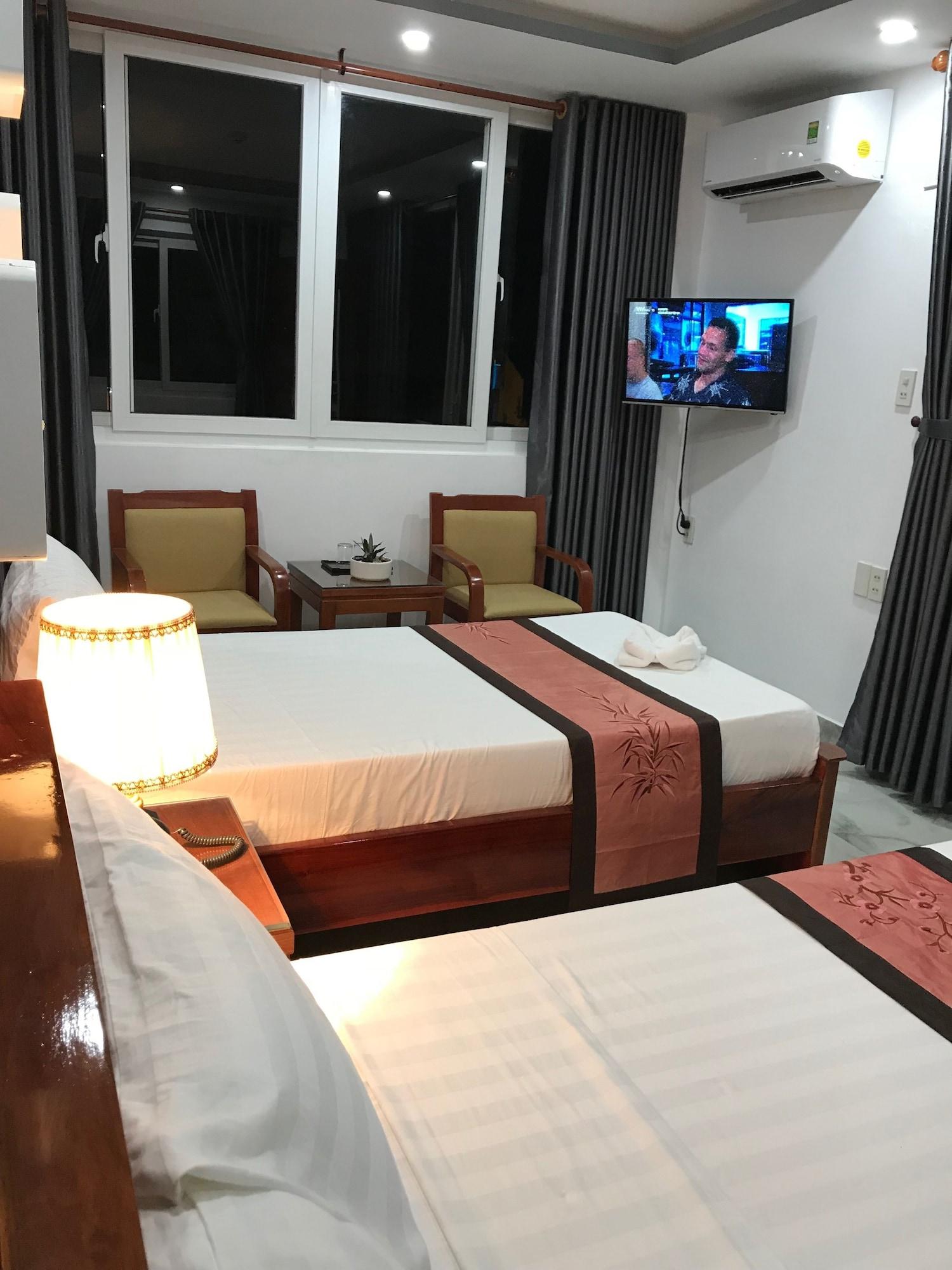 Sunny A Hotel Hue Exterior photo